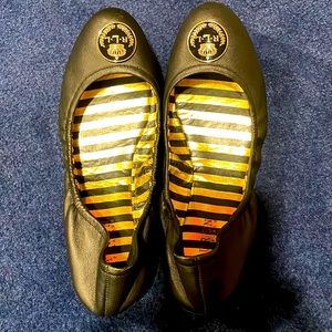 Ralph Lauren Brittany leather logo flats Sz 9